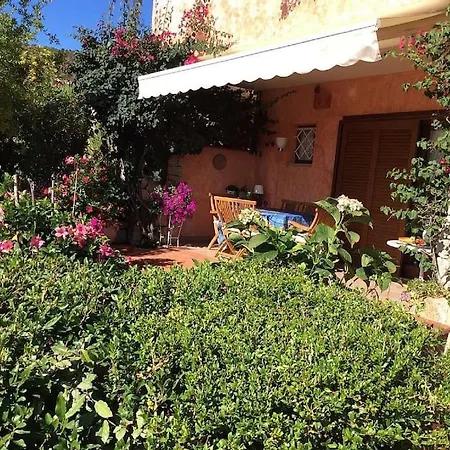 Dom wakacyjny Quadrilocale Vista Mare Veranda E Giardino *