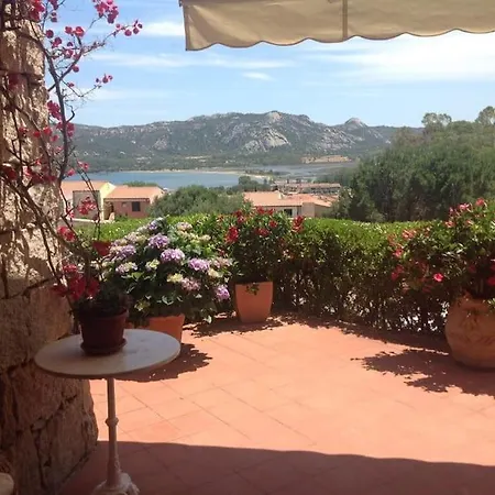 Quadrilocale Vista Mare Veranda E Giardino
