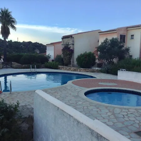 Feriehus Quadrilocale Vista Mare Veranda E Giardino Cannigione